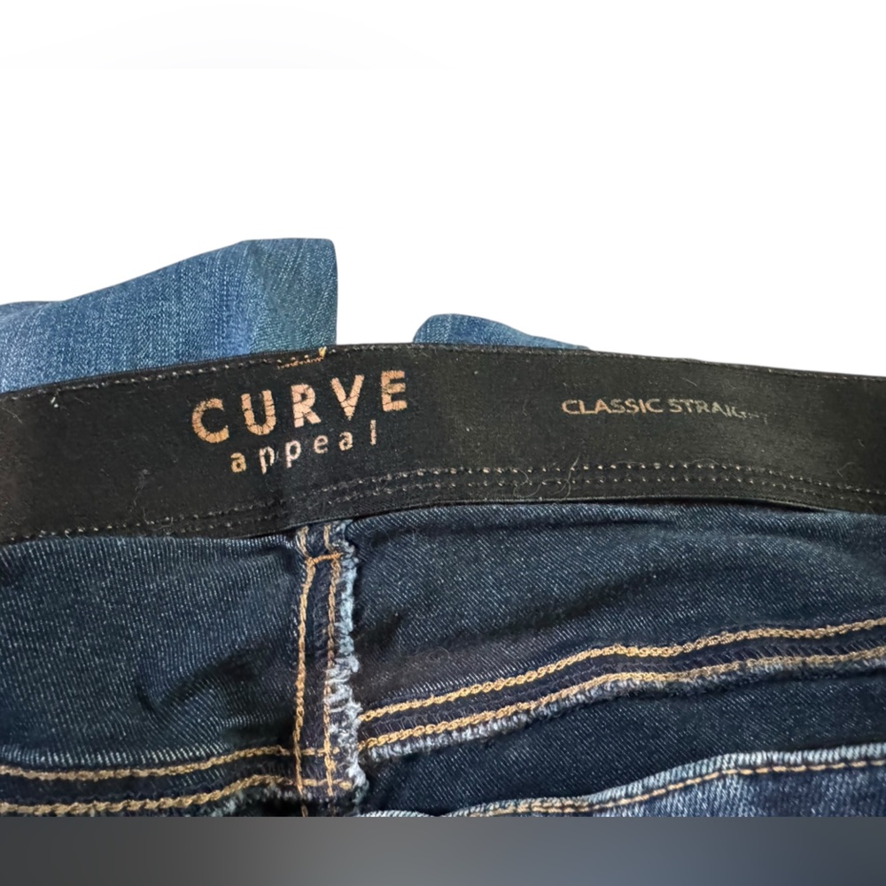 Curve Appeal Women's Flare Jeans in Classic Blue 14 EUC - Picture 4 of 7